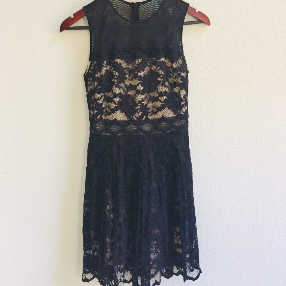 Badgley Mischka Belle black Lace Dress Size 0